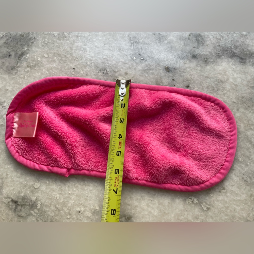 MakeUp Eraser - Picture 5 of 7